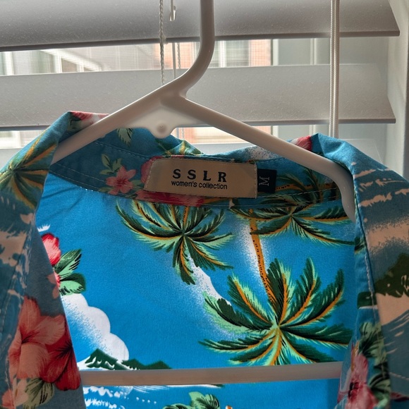 Short Sleeve Hawaiian Shirt - Picture 4 of 4